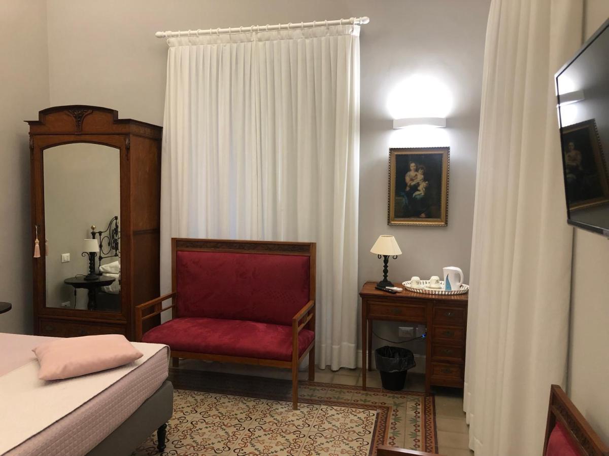 Palazzo Pastura B&B And Apartments CTA Exteriör bild