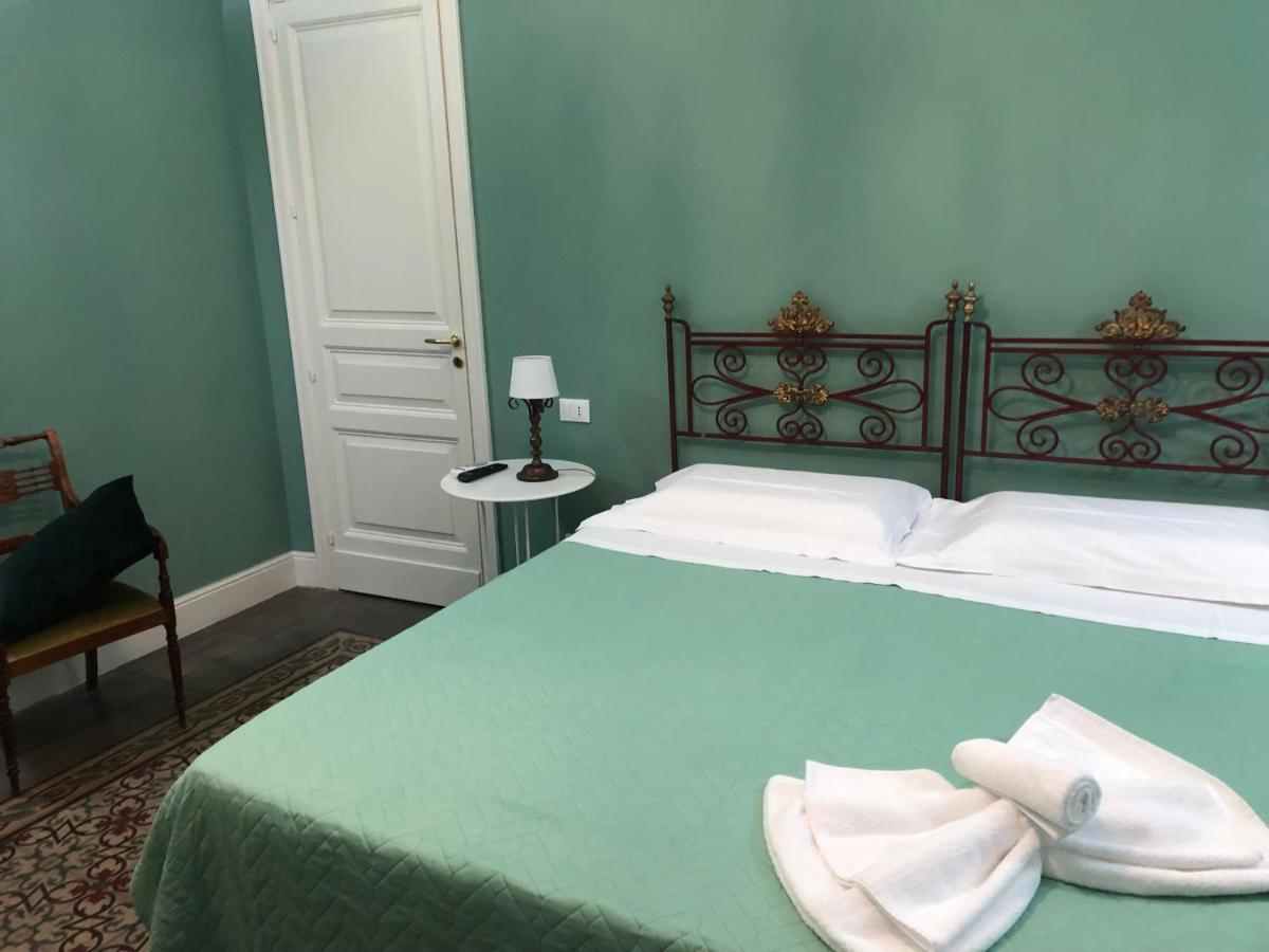 Palazzo Pastura B&B And Apartments CTA Exteriör bild
